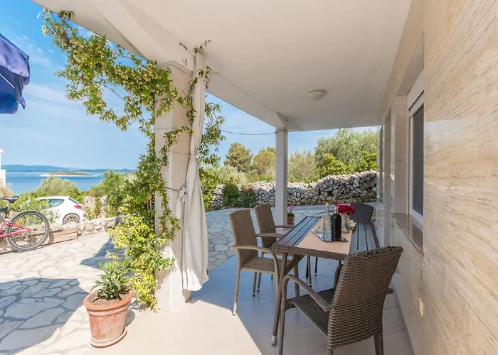 Lilly - Two Bedroom With Terrace And Sea View Апартаменты *